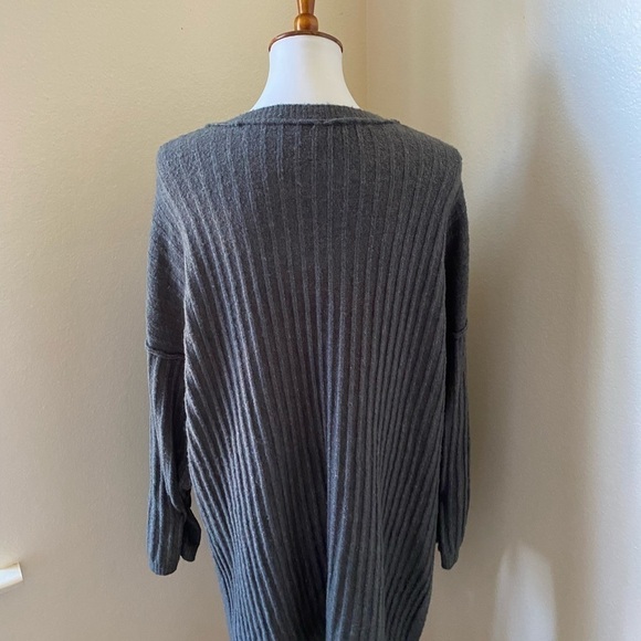 Intimately Free People Women's Around the World Sweater  Size Medium Tunic - Picture 4 of 9